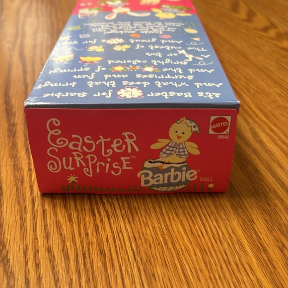 Easter Surprise Barbie 20542 Special Edition Mattel 1998 New in Box - Picture 7 of 8